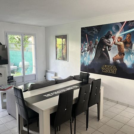 Maison Agreable Pour 6 A 5 Mm De Disney Magny-le-Hongre Luaran gambar